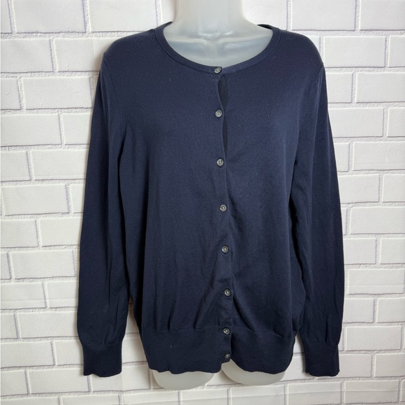 Lands' End Women's Navy Button-Front Cardigan | Size M - Picture 2 of 8